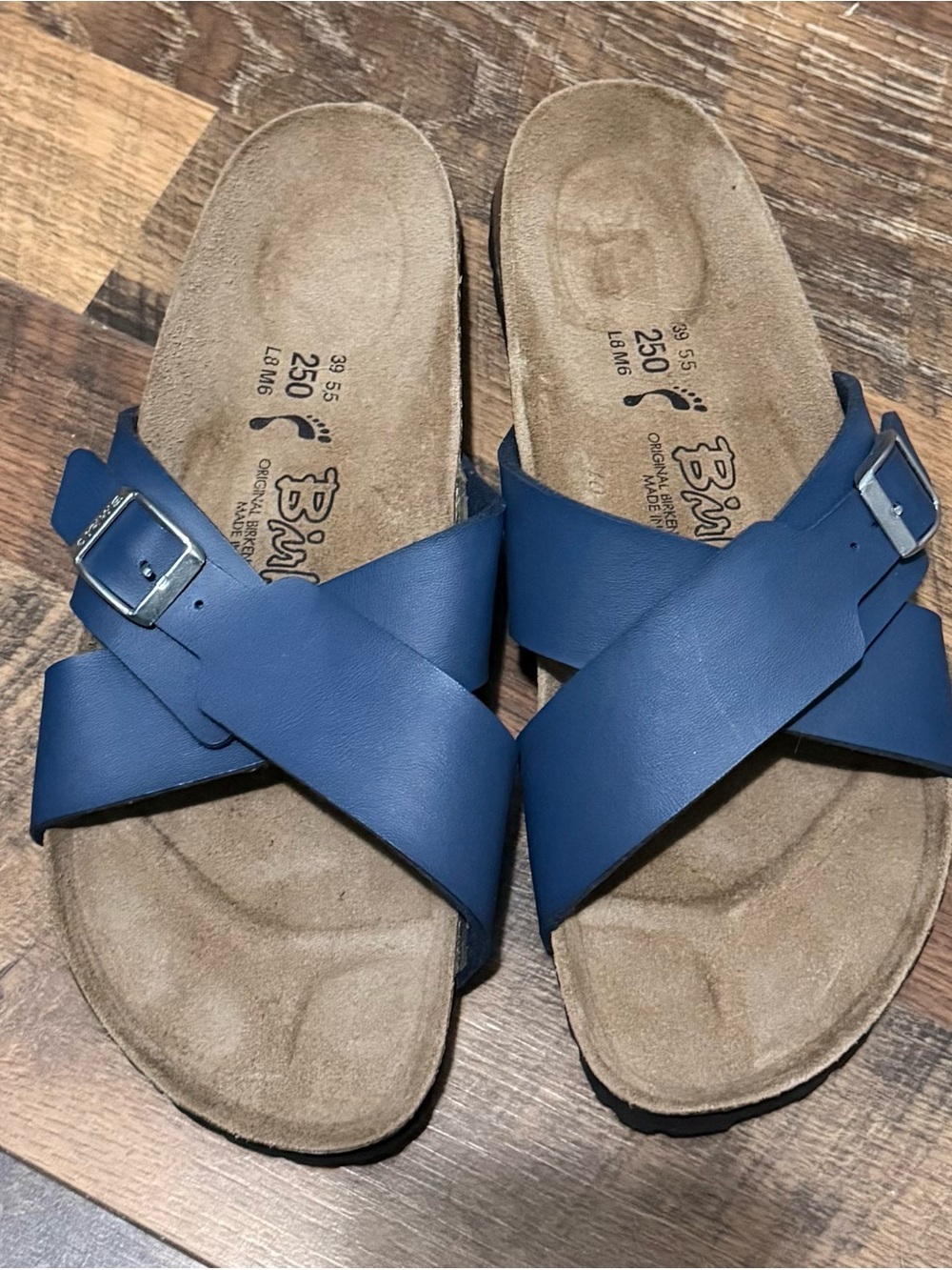 Birki Crisscross Sandals 39